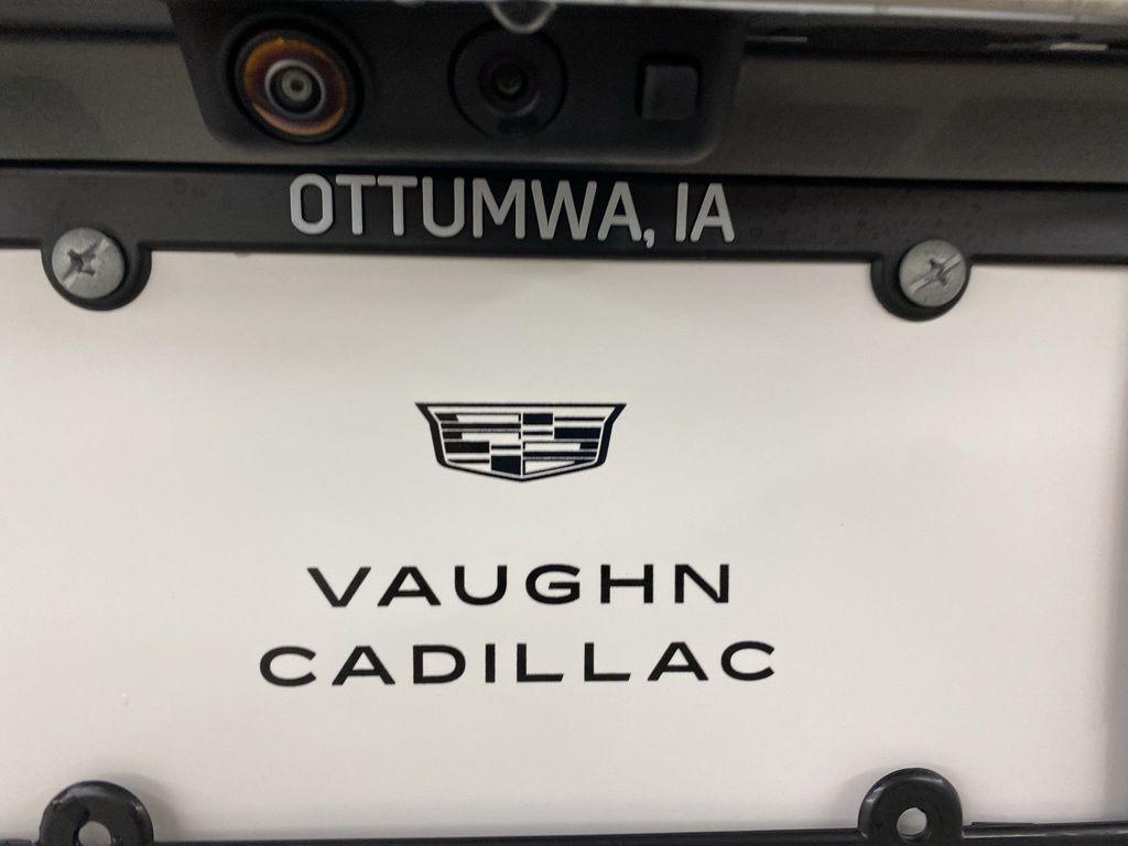 new 2025 Cadillac XT5 car, priced at $50,999