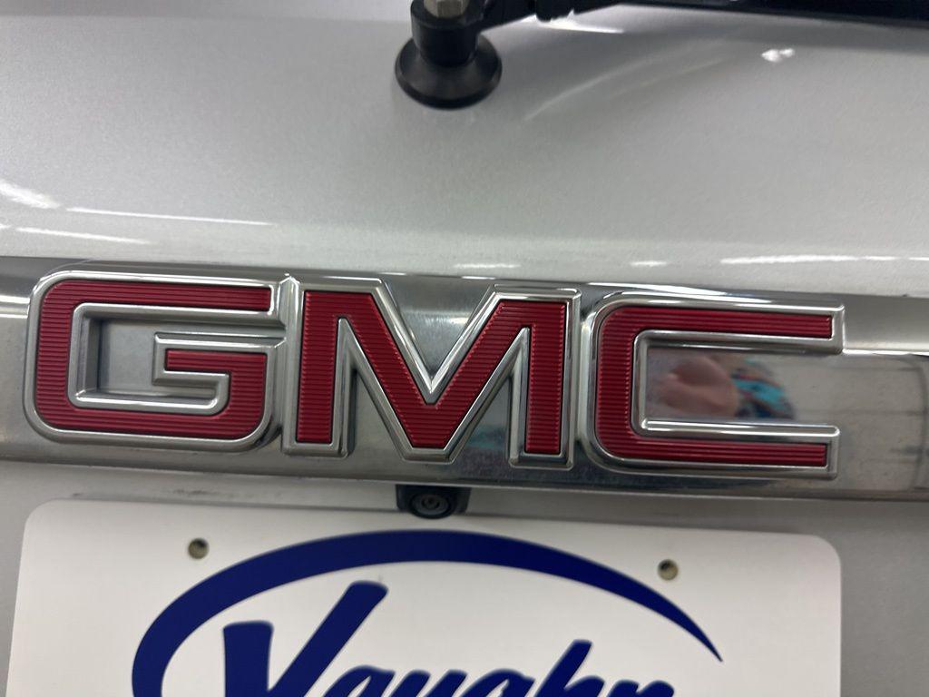 used 2018 GMC Acadia car, priced at $13,999