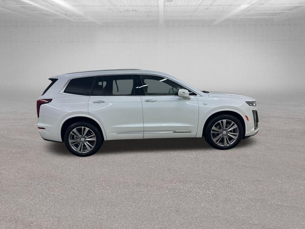 used 2025 Cadillac XT6 car, priced at $44,999