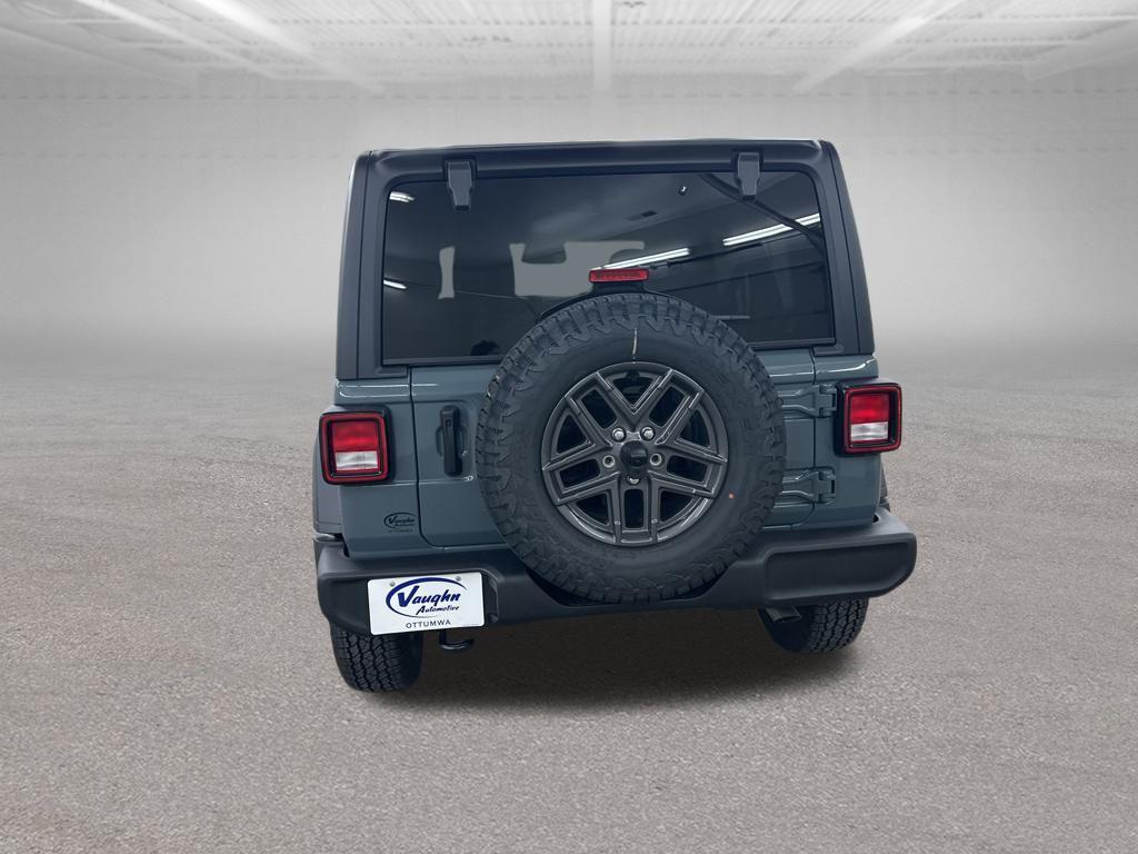 new 2026 Jeep Wrangler car, priced at $45,697