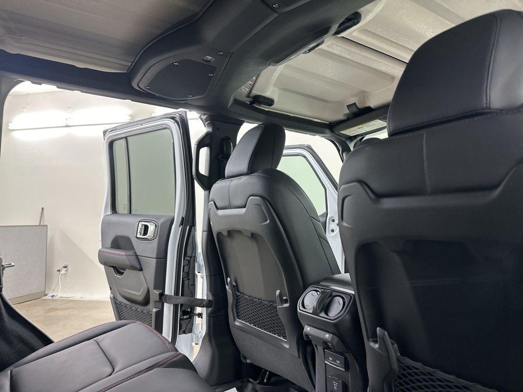 new 2025 Jeep Wrangler car, priced at $51,435