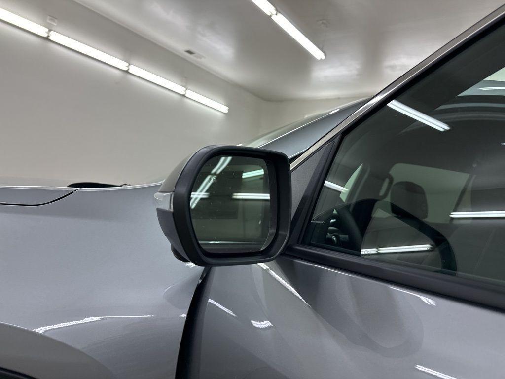 new 2026 GMC Acadia car, priced at $49,086