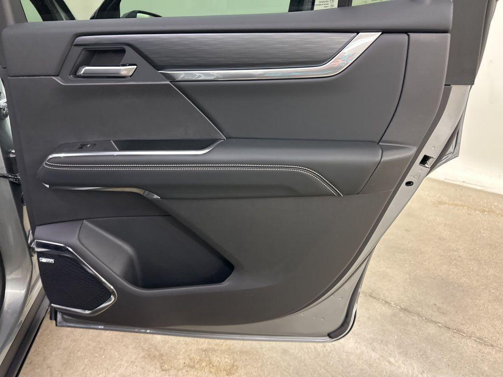 new 2026 GMC Acadia car, priced at $49,086