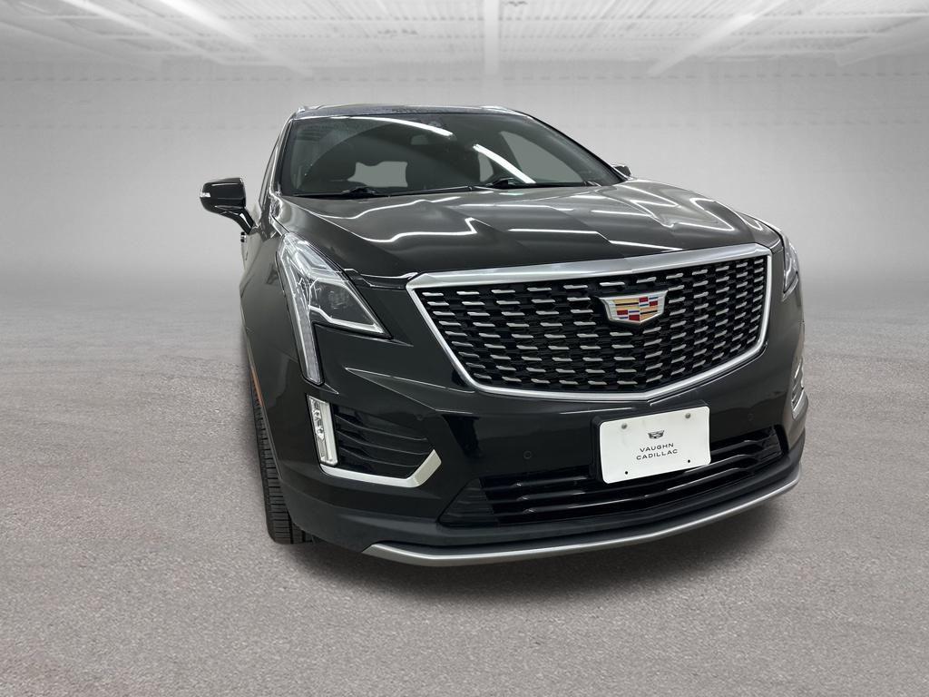 used 2025 Cadillac XT5 car, priced at $39,499