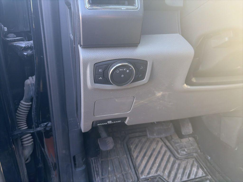 used 2022 Ford F-250 car, priced at $35,999