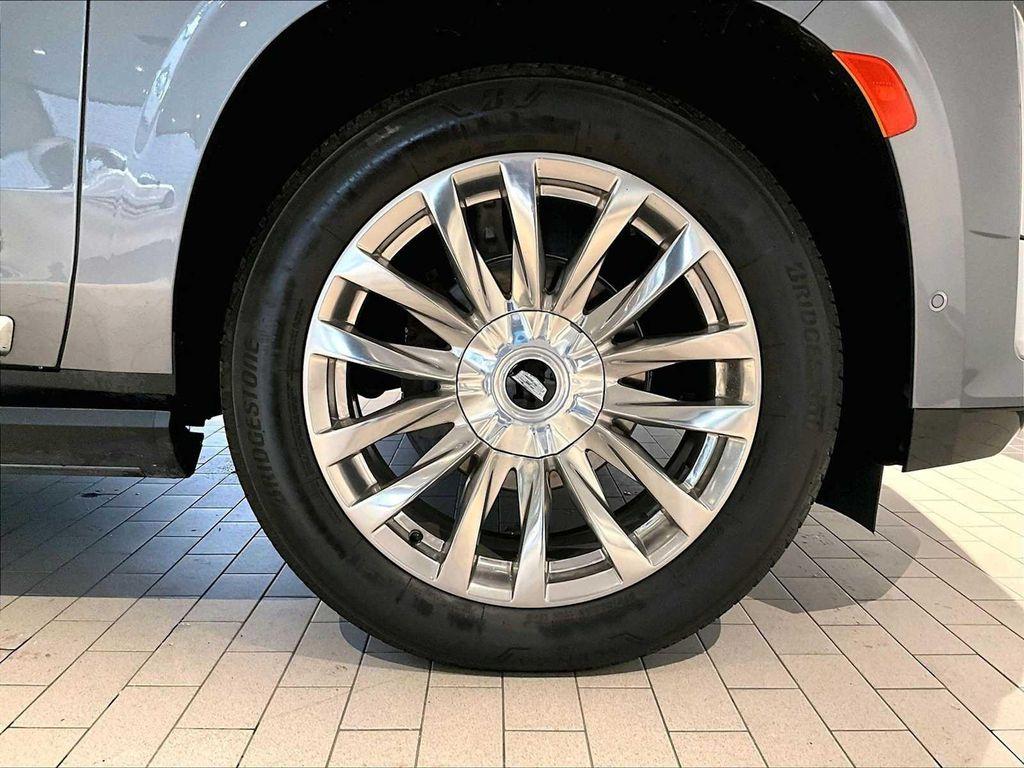 used 2021 Cadillac Escalade ESV car, priced at $58,587