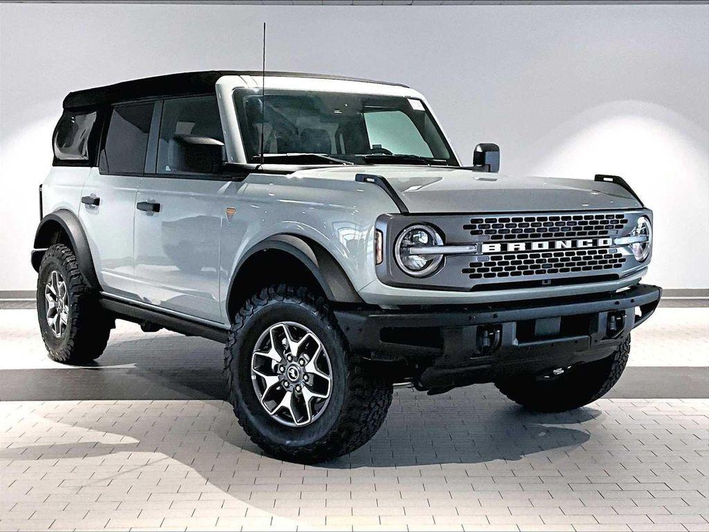 used 2024 Ford Bronco car, priced at $44,996