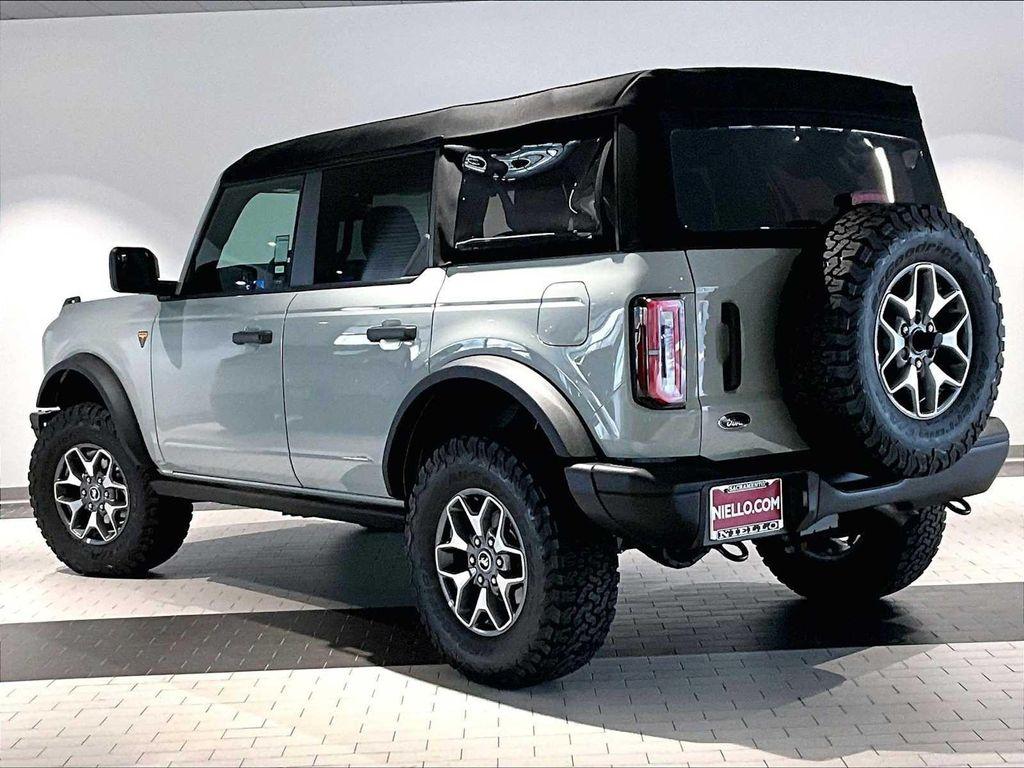 used 2024 Ford Bronco car, priced at $44,996