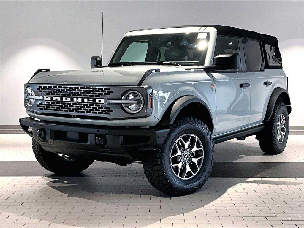 used 2024 Ford Bronco car, priced at $44,996