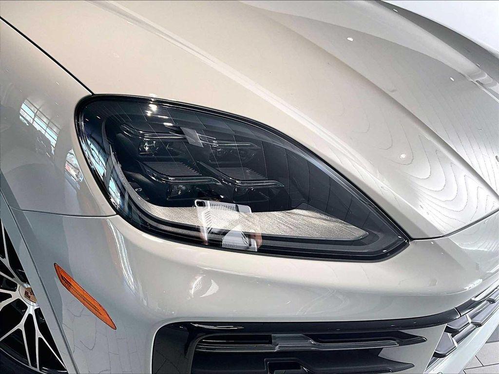 new 2026 Porsche Cayenne car, priced at $117,510