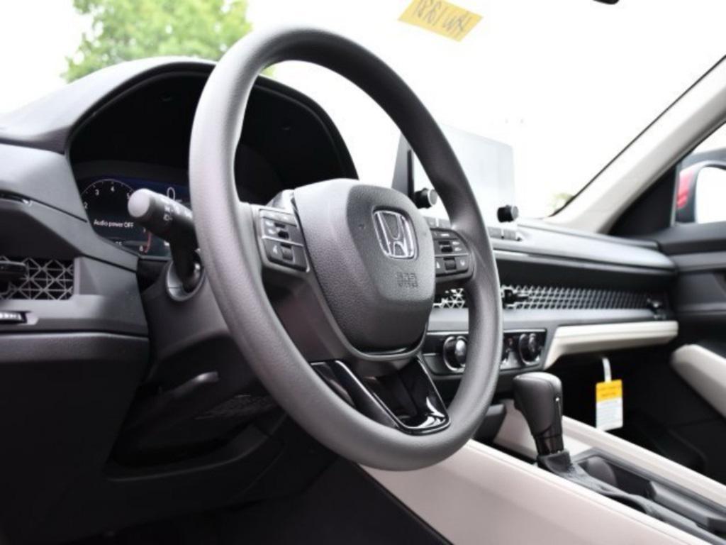new 2025 Honda Accord car, priced at $28,733