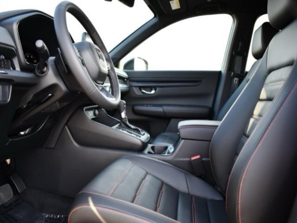 used 2025 Honda CR-V Hybrid car, priced at $35,892