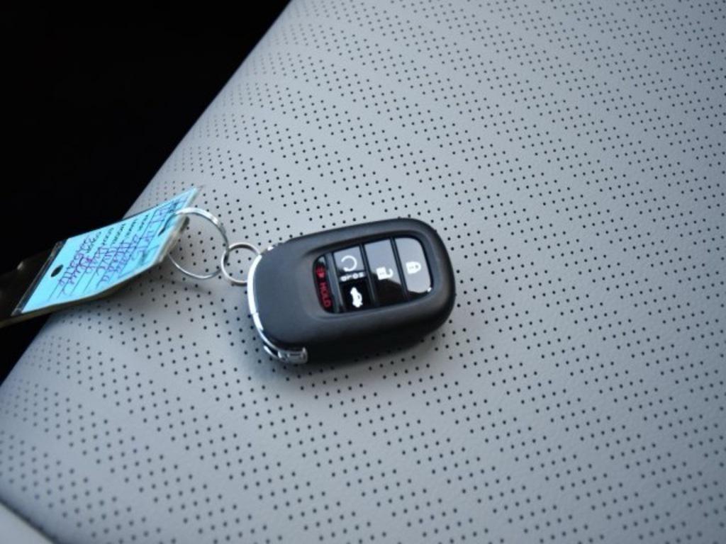 new 2026 Honda Civic Hybrid car, priced at $31,922