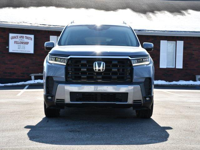 new 2026 Honda Pilot car, priced at $51,222