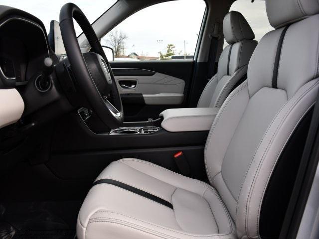 new 2026 Honda Pilot car, priced at $49,763