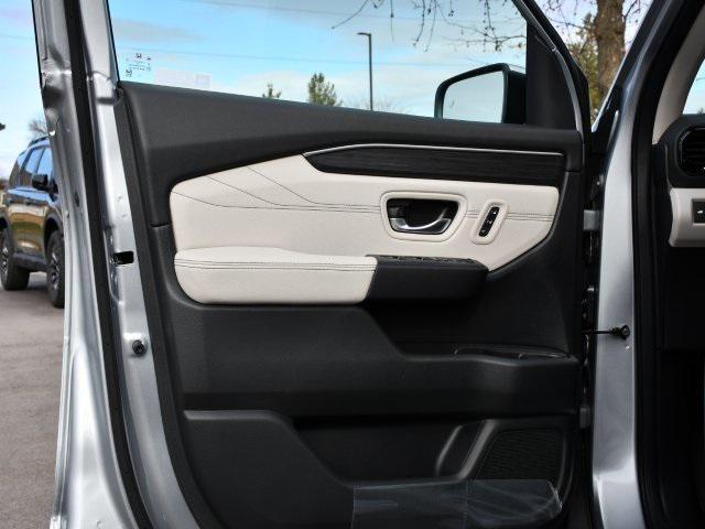 new 2026 Honda Pilot car, priced at $49,763