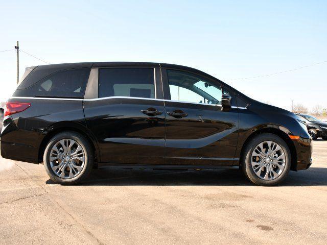new 2026 Honda Odyssey car, priced at $45,332