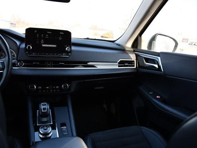 used 2024 Mitsubishi Outlander car, priced at $21,708