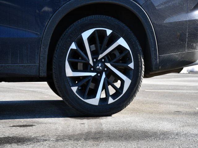 used 2024 Mitsubishi Outlander car, priced at $21,708