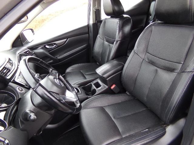 used 2022 Nissan Rogue Sport car, priced at $17,500
