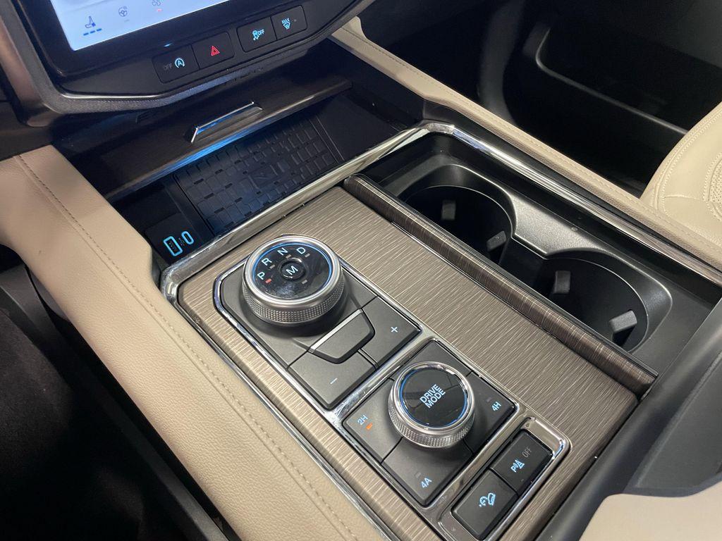 used 2024 Ford Expedition car, priced at $56,986