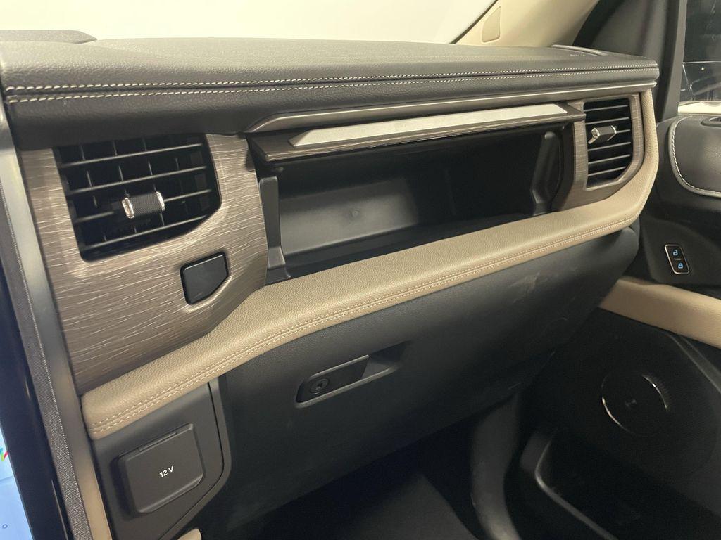 used 2024 Ford Expedition car, priced at $56,986