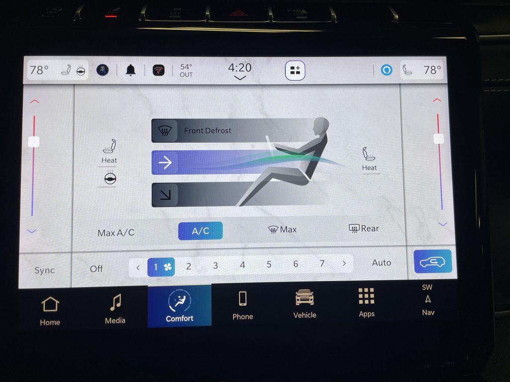 used 2024 Jeep Grand Cherokee car, priced at $35,546