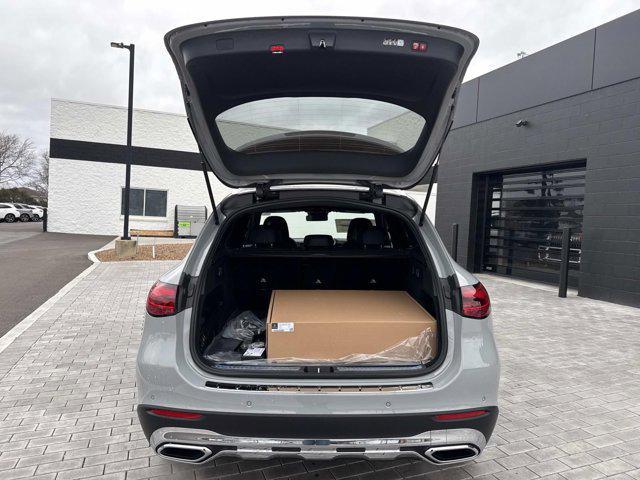 new 2026 Mercedes-Benz GLC 300 car, priced at $60,175