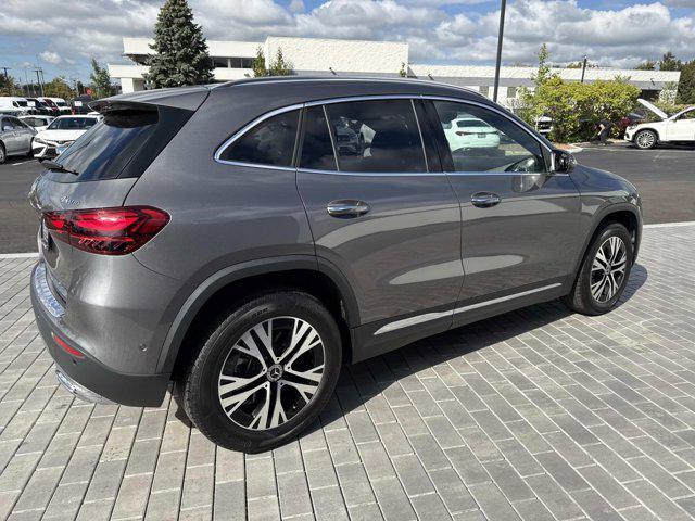 new 2025 Mercedes-Benz GLA 250 car, priced at $40,491