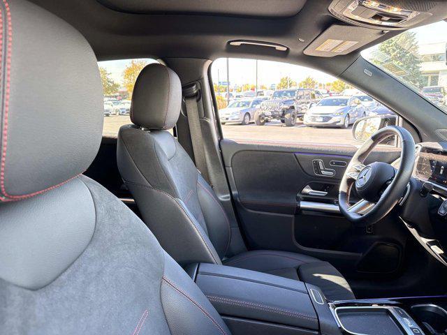 new 2025 Mercedes-Benz GLA 250 car, priced at $45,491