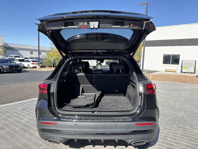 new 2025 Mercedes-Benz GLA 250 car, priced at $45,491