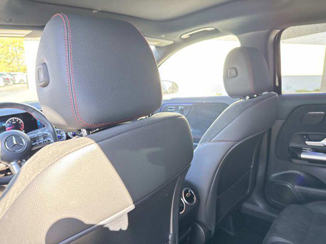 new 2025 Mercedes-Benz GLA 250 car, priced at $45,491