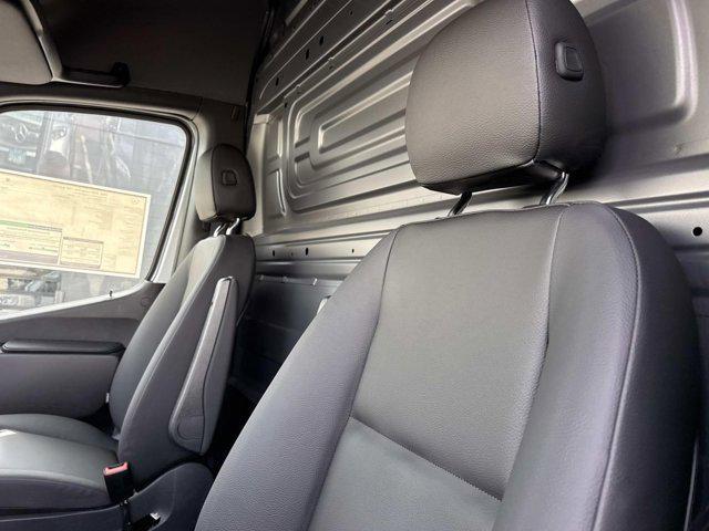 new 2026 Mercedes-Benz Sprinter 2500 car, priced at $75,587