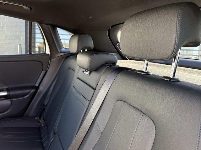 new 2025 Mercedes-Benz GLA 250 car, priced at $40,991