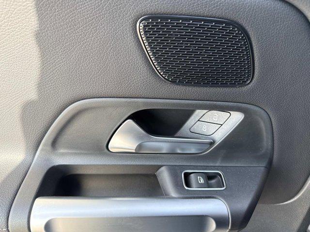 new 2026 Mercedes-Benz GLB 250 car, priced at $46,991