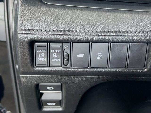 new 2026 Honda Odyssey car, priced at $43,983