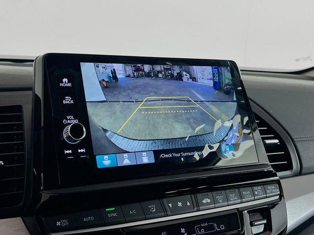 new 2026 Honda Odyssey car, priced at $43,983