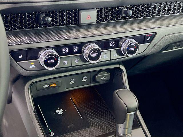 new 2026 Honda CR-V Hybrid car, priced at $38,453