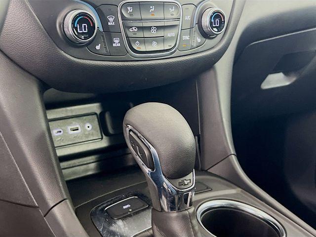 used 2024 Chevrolet Equinox car, priced at $20,307