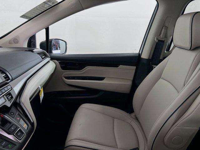 new 2026 Honda Odyssey car, priced at $45,618