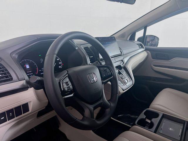 used 2025 Honda Odyssey car, priced at $37,435