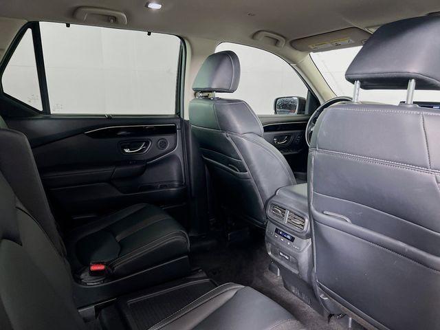 used 2023 Honda Pilot car, priced at $27,956