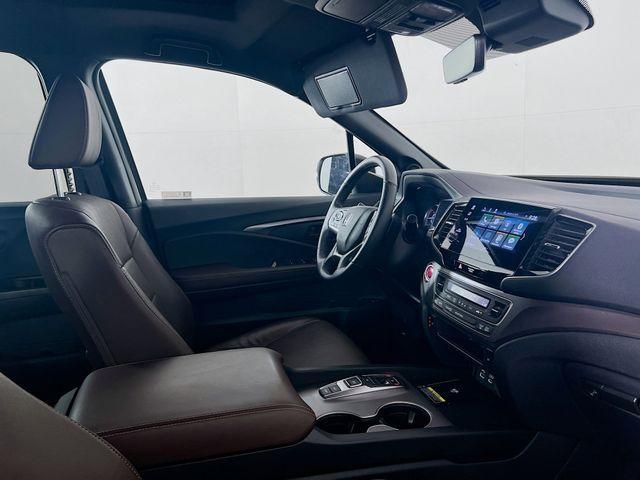 used 2024 Honda Passport car, priced at $31,238