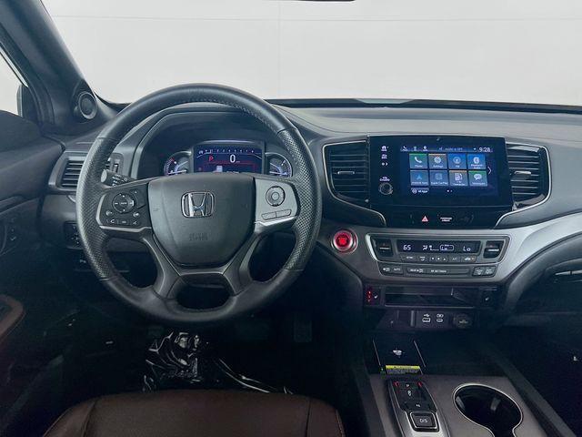 used 2024 Honda Passport car, priced at $31,238