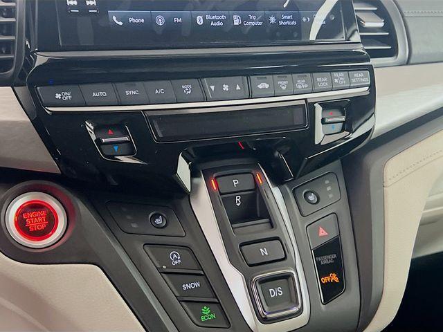 new 2026 Honda Odyssey car, priced at $43,983