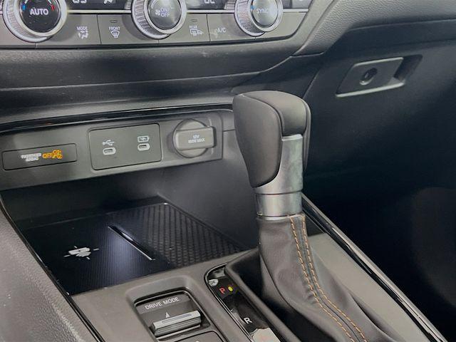 new 2026 Honda CR-V Hybrid car, priced at $39,831