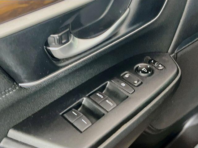 used 2018 Honda CR-V car, priced at $12,497