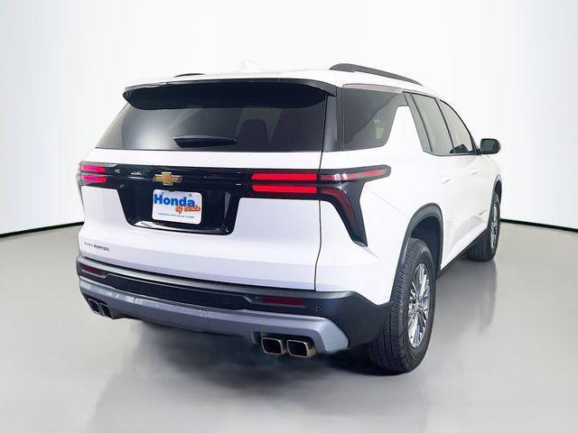 used 2025 Chevrolet Traverse car, priced at $37,600