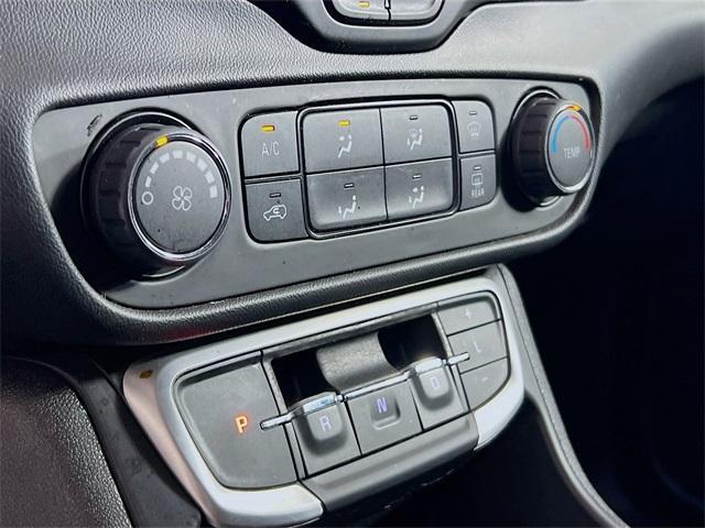 used 2024 GMC Terrain car, priced at $17,998