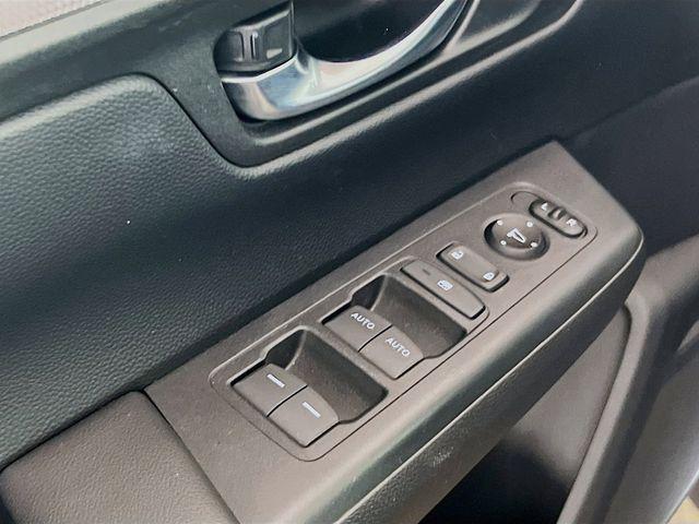 used 2024 Honda CR-V Hybrid car, priced at $27,772